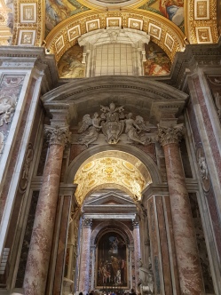 interior San Pietro
