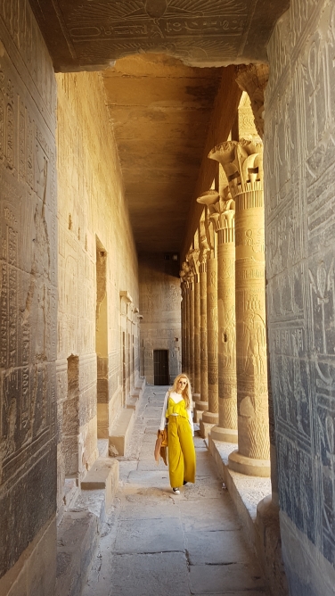 coloanele templului zeitei Isis de la Philae