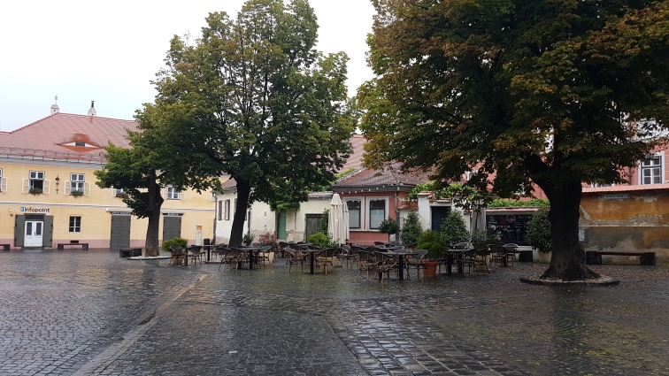 locuri frumoase in Sibiu piata Huet